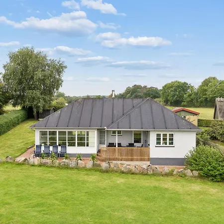 Tæt På Vandet På Skønne Als Feriehus Augustenborg